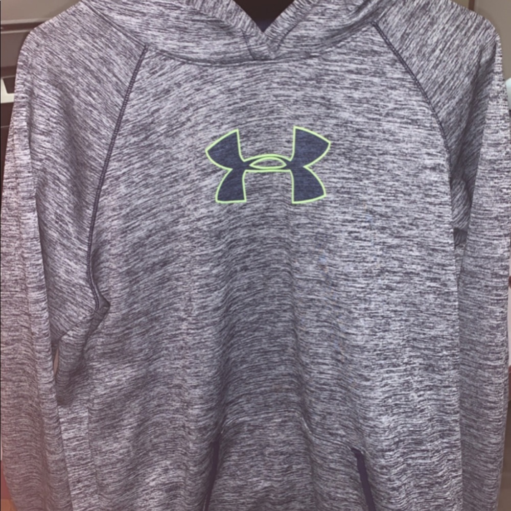 Women’s Size XL Under Amour Hoodie